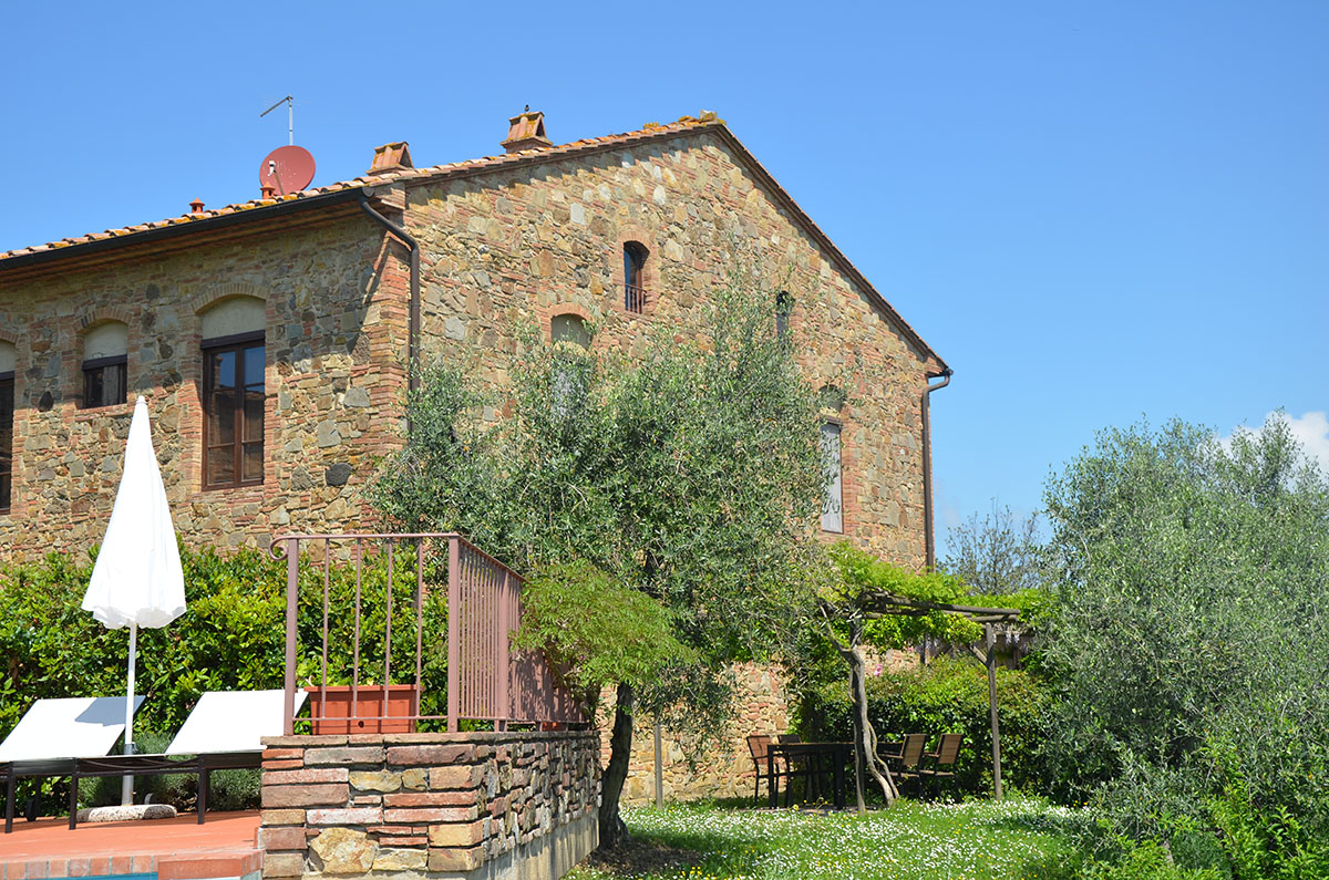 Foto degli esterni del Rigore in Chianti