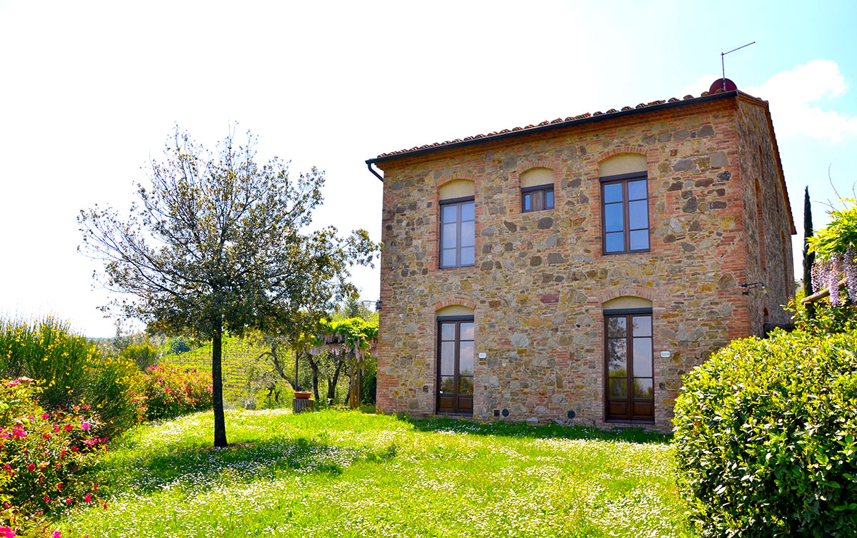 Foto degli esterni del Rigore in Chianti